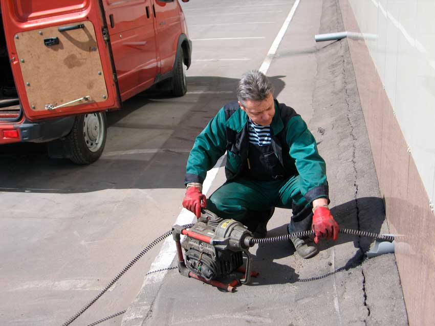 Устранение засоров канализации в Барнауле