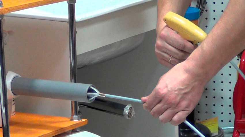 Услуги по устранению засоров домашней канализации в Ульяновске